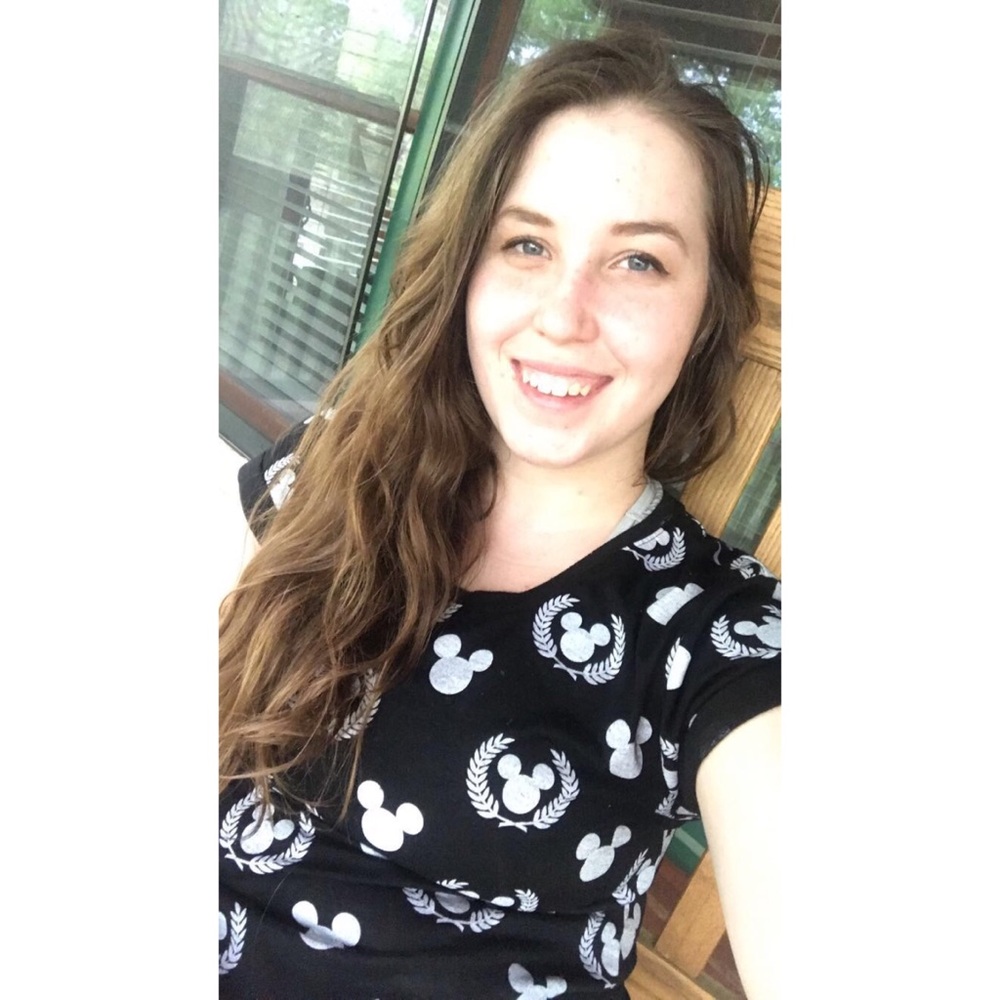 Meet your Posher, Katelyn
